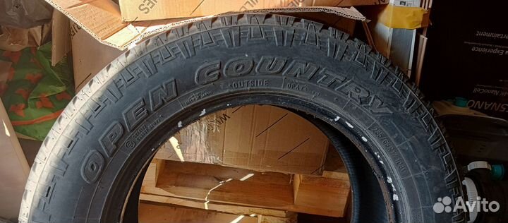 Toyo Open Country A/T Plus 235/65 R17