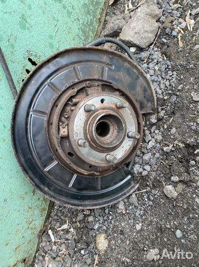 Кулак поворотный задний Range Rover Sport, Disco 3