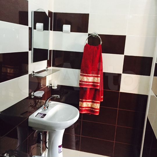 Дом 450 м² на участке 3 сот.