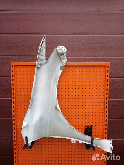 Крыло Toyota Camry v 70