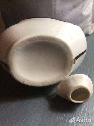 Штофы и вазочка лфз