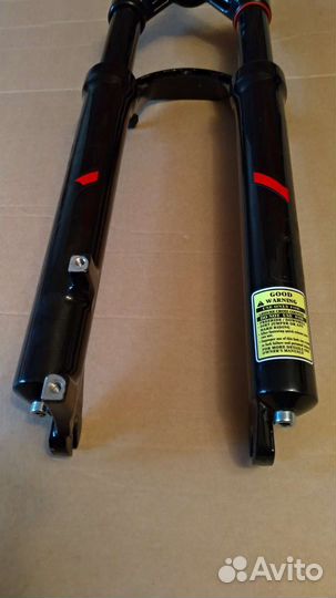 Вилка 26 алюминиевая, ход 100 мм, с блокировкой