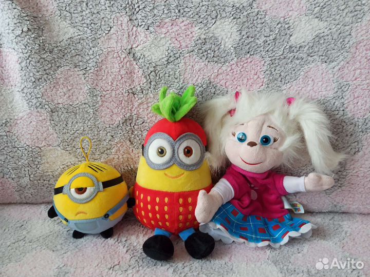 Миньоны и Роза Барбоскина