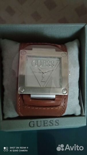Часы Guess новые