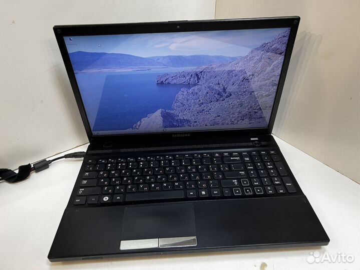 Ноутбук Samsung NP305V5A