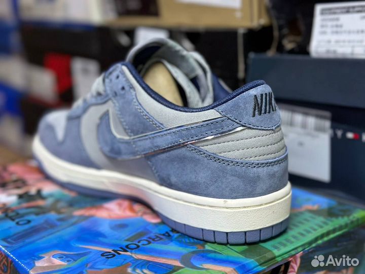 Кроссовки Nike Dunk Low