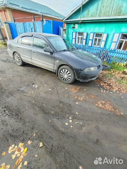 Mitsubishi Carisma 1.6 МТ, 2003, 275 000 км