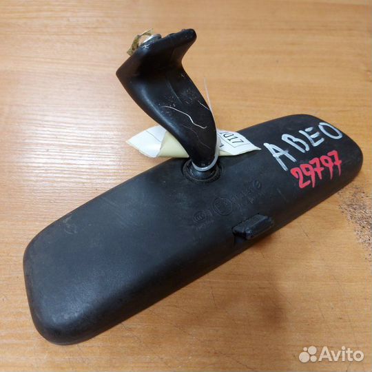 Зеркало заднего вида в салоне Chevrolet Aveo T250