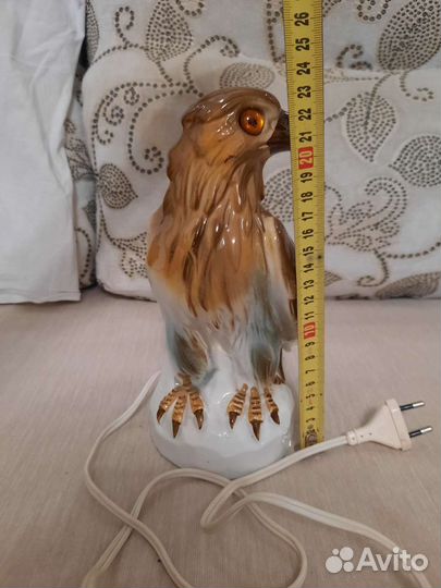 Статуэтка фарфор и светильники