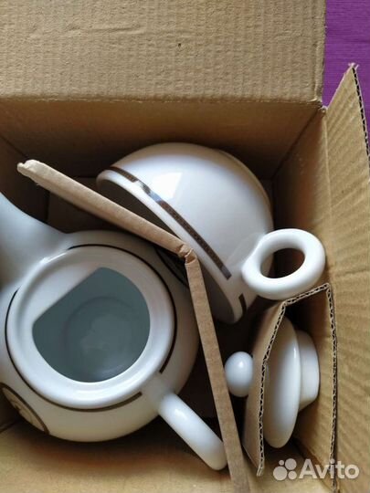 Набор столовой посуды новый