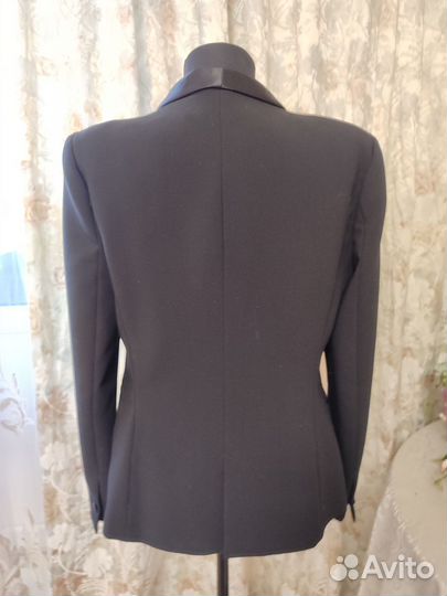 Женский пиджак