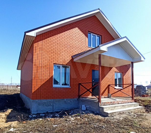 Дом 101,5 м² на участке 8 сот.