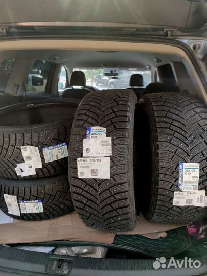 Michelin X-Ice North 4 255/35 R19 и 225/40 R19
