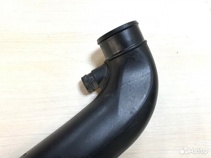 Патрубок интеркулера Audi Q3 8U 2014