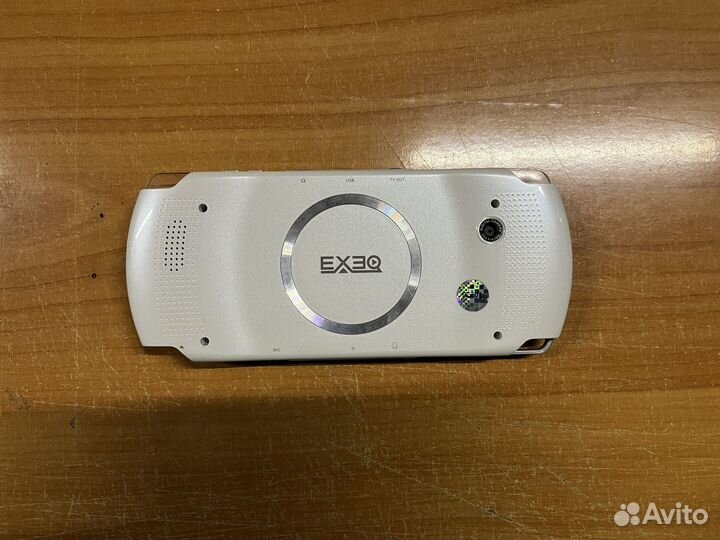 Портативная приставка Exeq Net