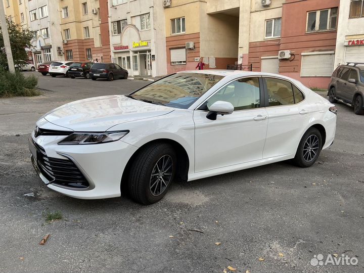 Toyota Camry 2.5 AT, 2022, 2 500 км