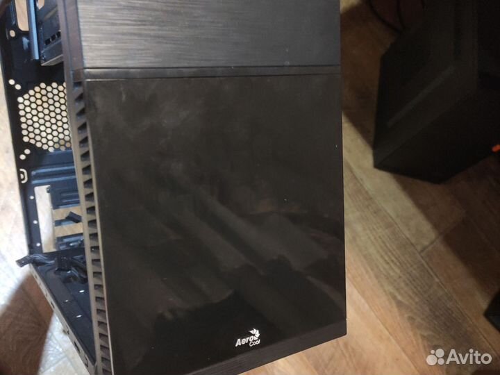 Корпус Aerocool с бп 350 W