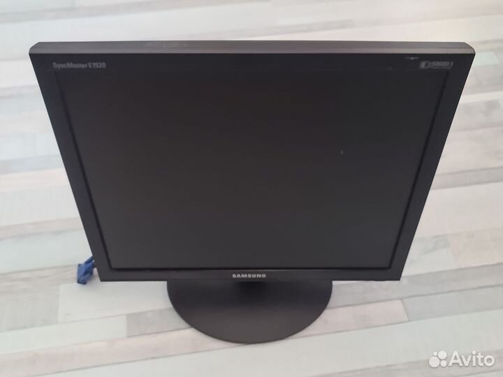 Монитор samsung e1920nr