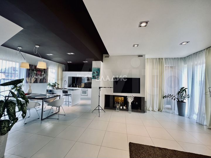 Дом 188,8 м² на участке 14 сот.