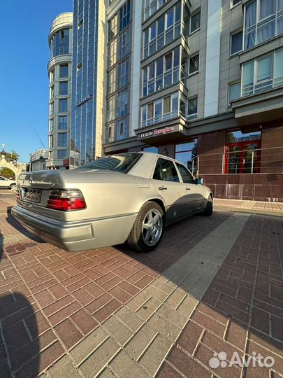 Mercedes-Benz E-класс 5.0 AT, 1994, 142 000 км