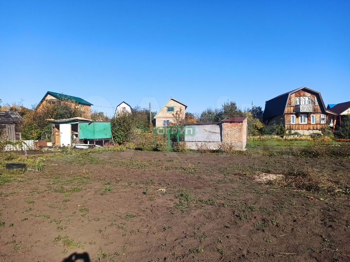 Дача 24 м² на участке 4,4 сот.