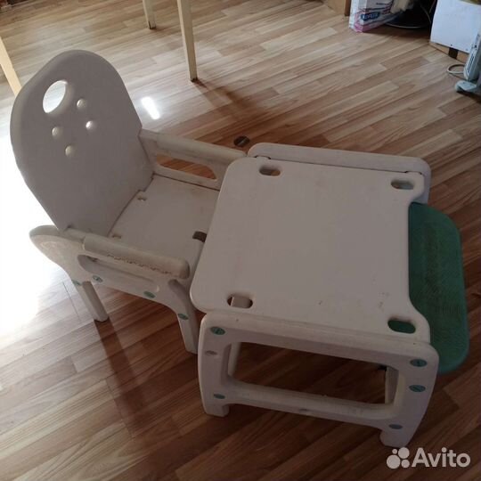 Стул-парта для кормления Happy Baby