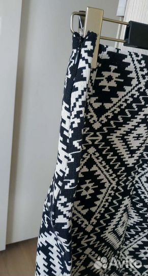 Юбка Mango из жаккарда L