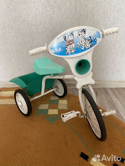 Детский трехколесный велосипед