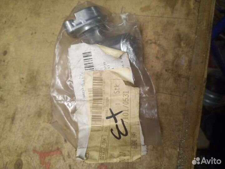 Датчик уровня масла mercedes