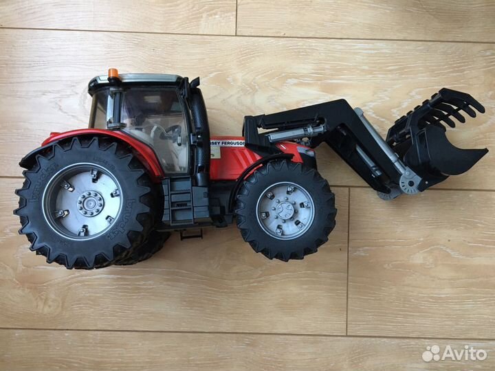 Детский трактор Bruder