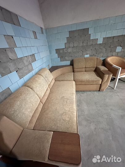 Угловой диван