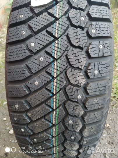 Gislaved Nord Frost 200 ID 215/55 R17 98T