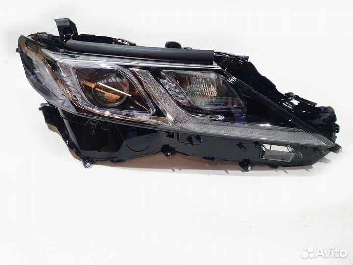 Toyota Camry XV70 17-21 фара правая простая комплектация