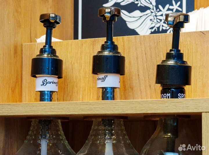 Cтойка в стиле Starbucks для кофейни