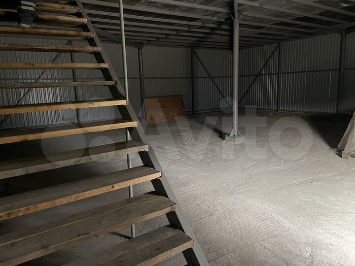 Склад, 300 м²