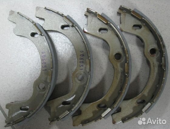 Колодки ручника комплект Ceed 06- Spotage 07- ix35