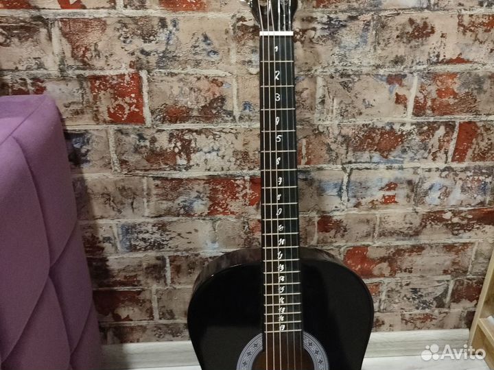 Акустическая гитара 6 струн
