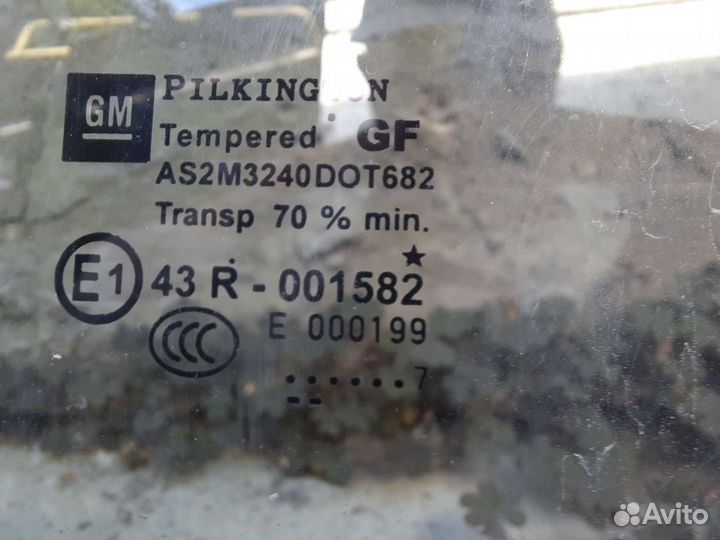 Стекло переднее левое Opel Astra H 5d