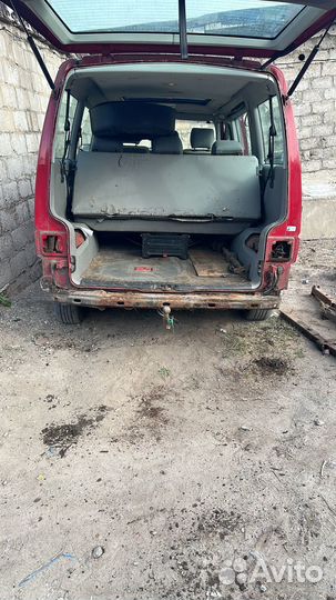 Продам по запчастям фольксвпген каравела т 4