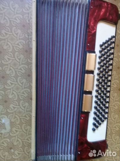 Запчасти аккордеона.баян.гармонь