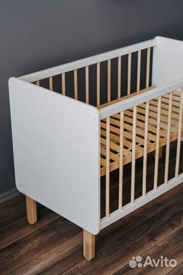 Детская кровать трансформер с маятником