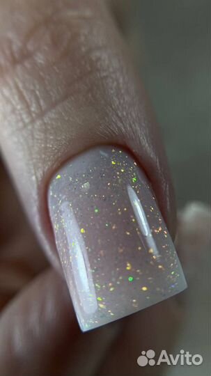 Мастер маникюра и педикюра