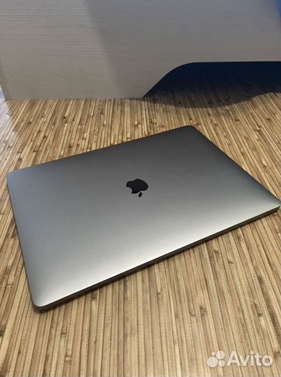 Apple MacBook Pro 15 2017