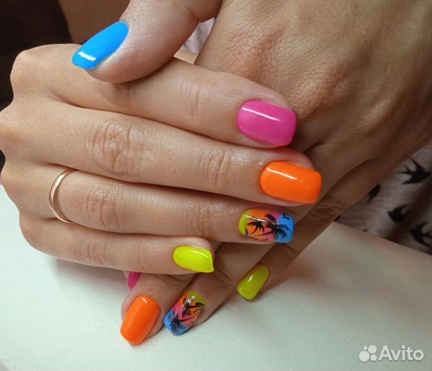 Маникюр, наращивание и коррекция нарощеных ногтей