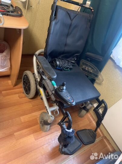 Инвалидная коляска с электроприводом