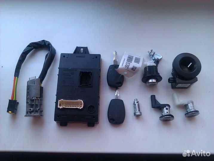 Блок упровления Рено Дастер, Меган, Флюенс, Сандер