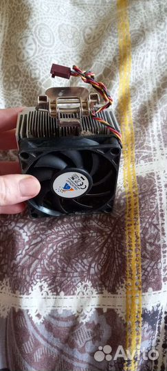 Продам куллер для процессора в отличном состоянии