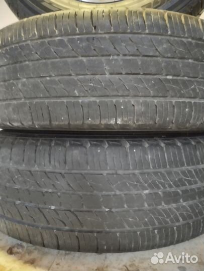 Kumho Crugen Premium KL33 215/65 R16 и 215/65 R16 98H