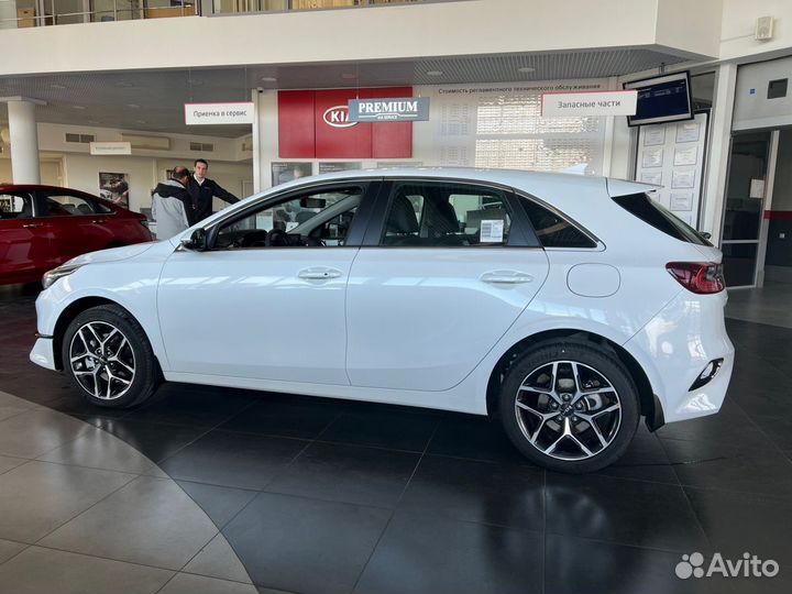 Kia Ceed 1.6 AT, 2023