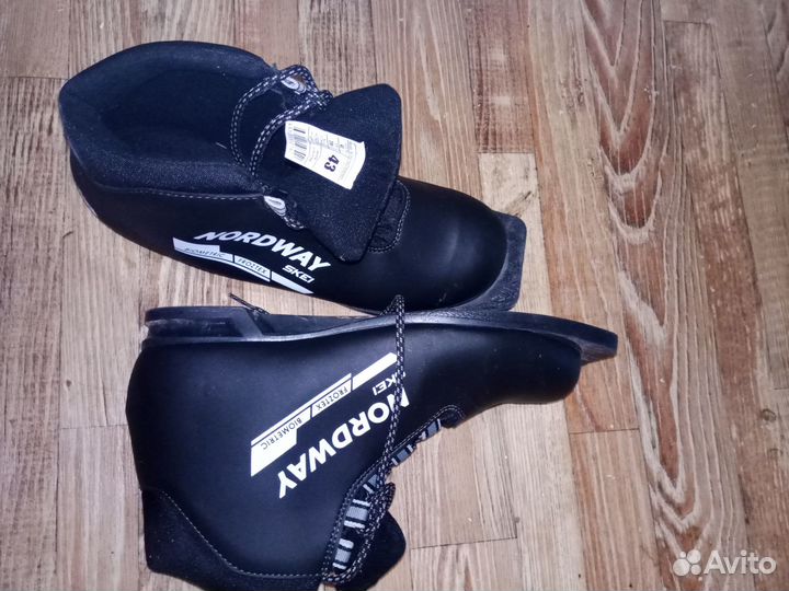 Лыжные ботинки мужские новые. Размер 43